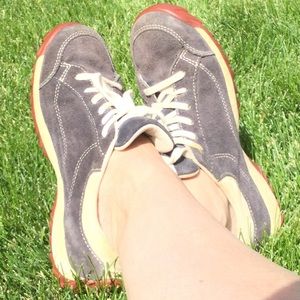 Simple, blue sneaks w/ fun brick colored soles,